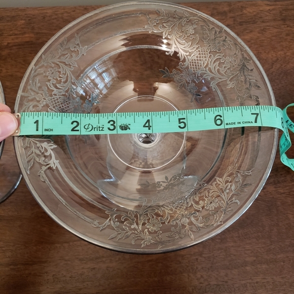 Set of 2 Crystal Pedestal Compote Dishes with Silver Inlay - Picture 7 of 8